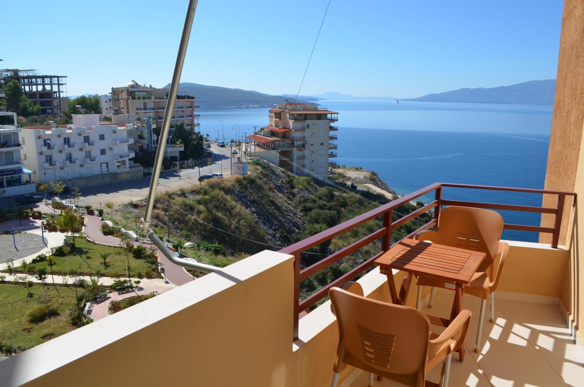 Sunset Penthouse Apartment Саранде Екстериор снимка