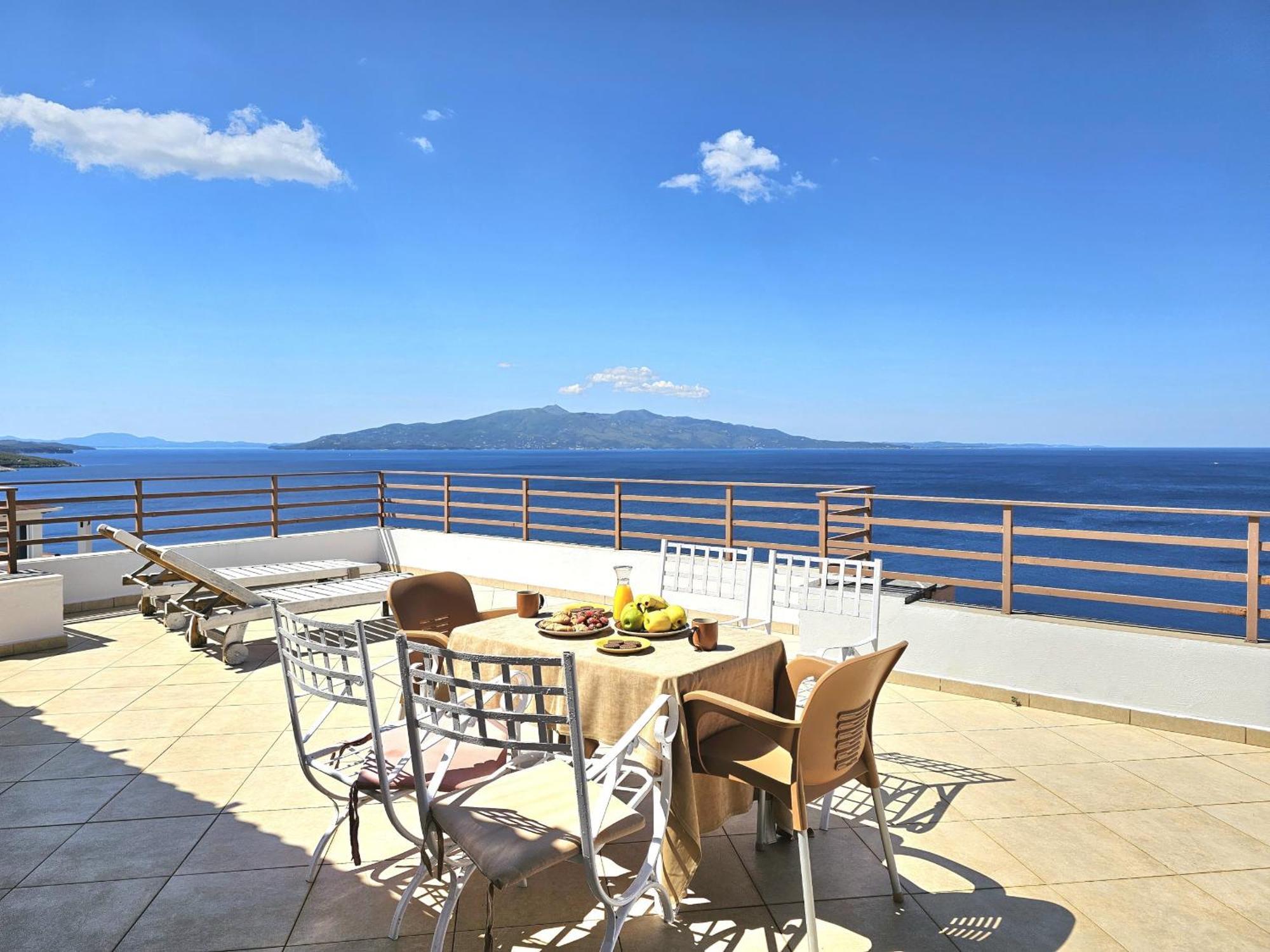 Sunset Penthouse Apartment Саранде Екстериор снимка