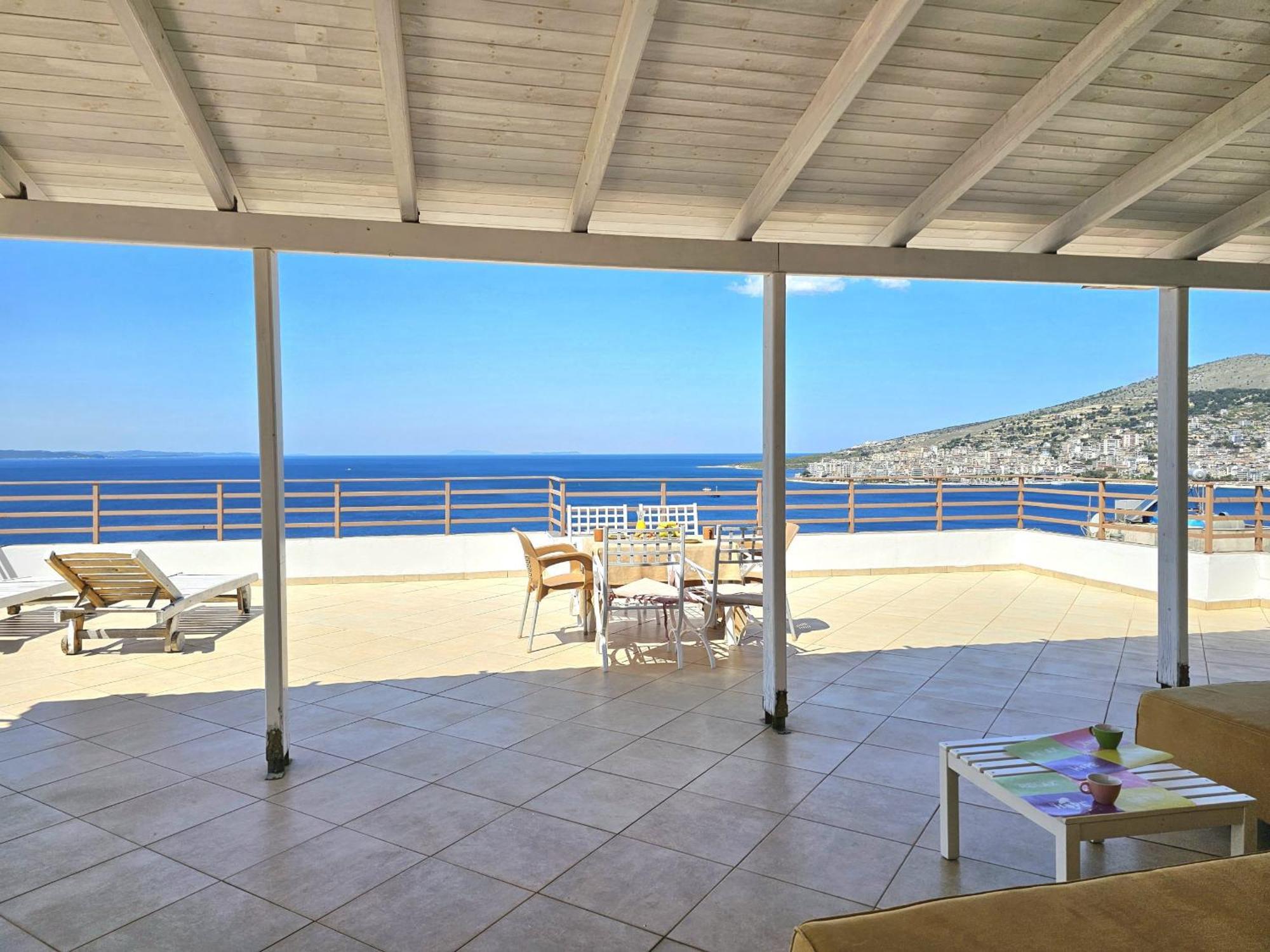 Sunset Penthouse Apartment Саранде Екстериор снимка