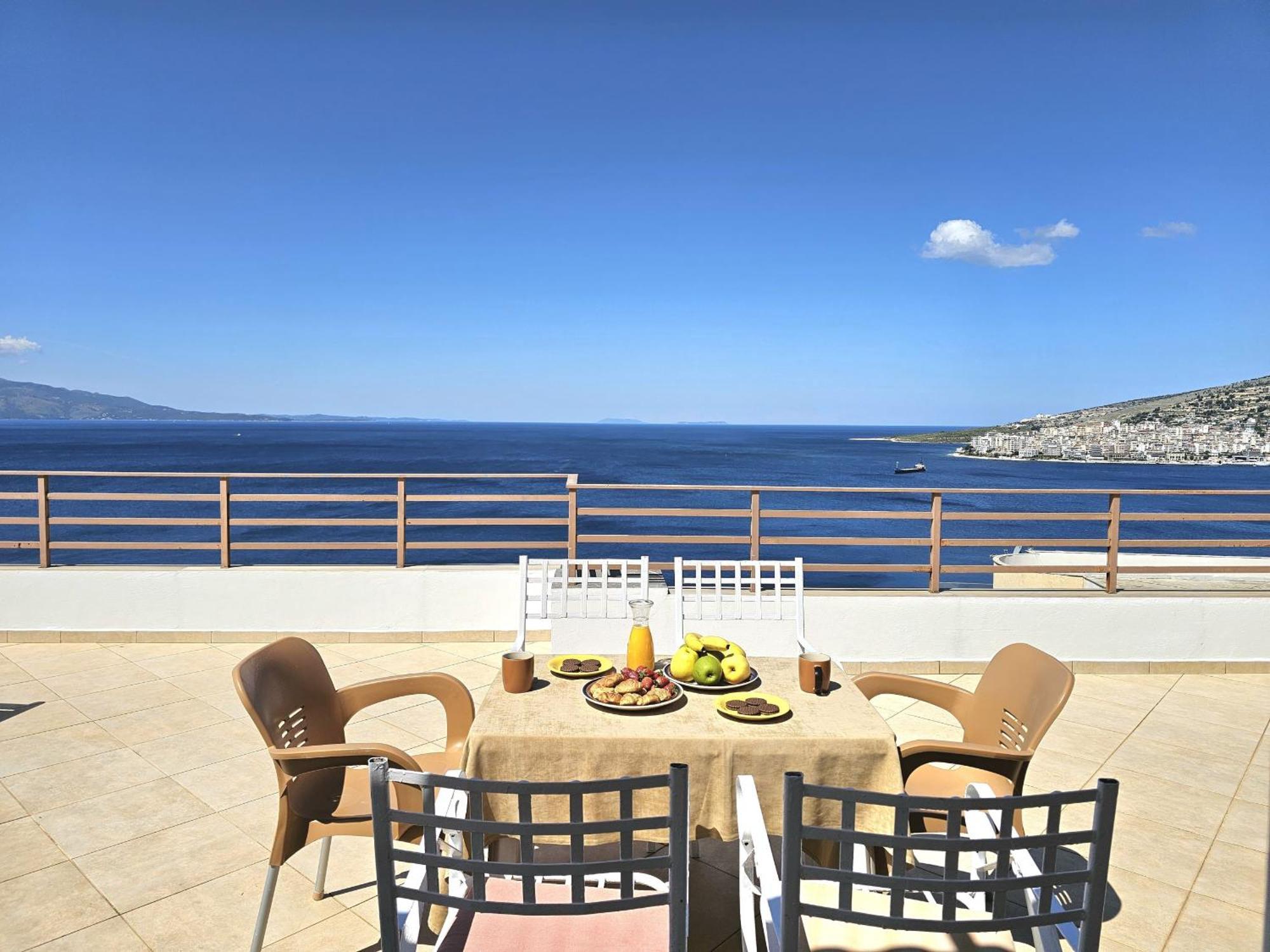 Sunset Penthouse Apartment Саранде Екстериор снимка