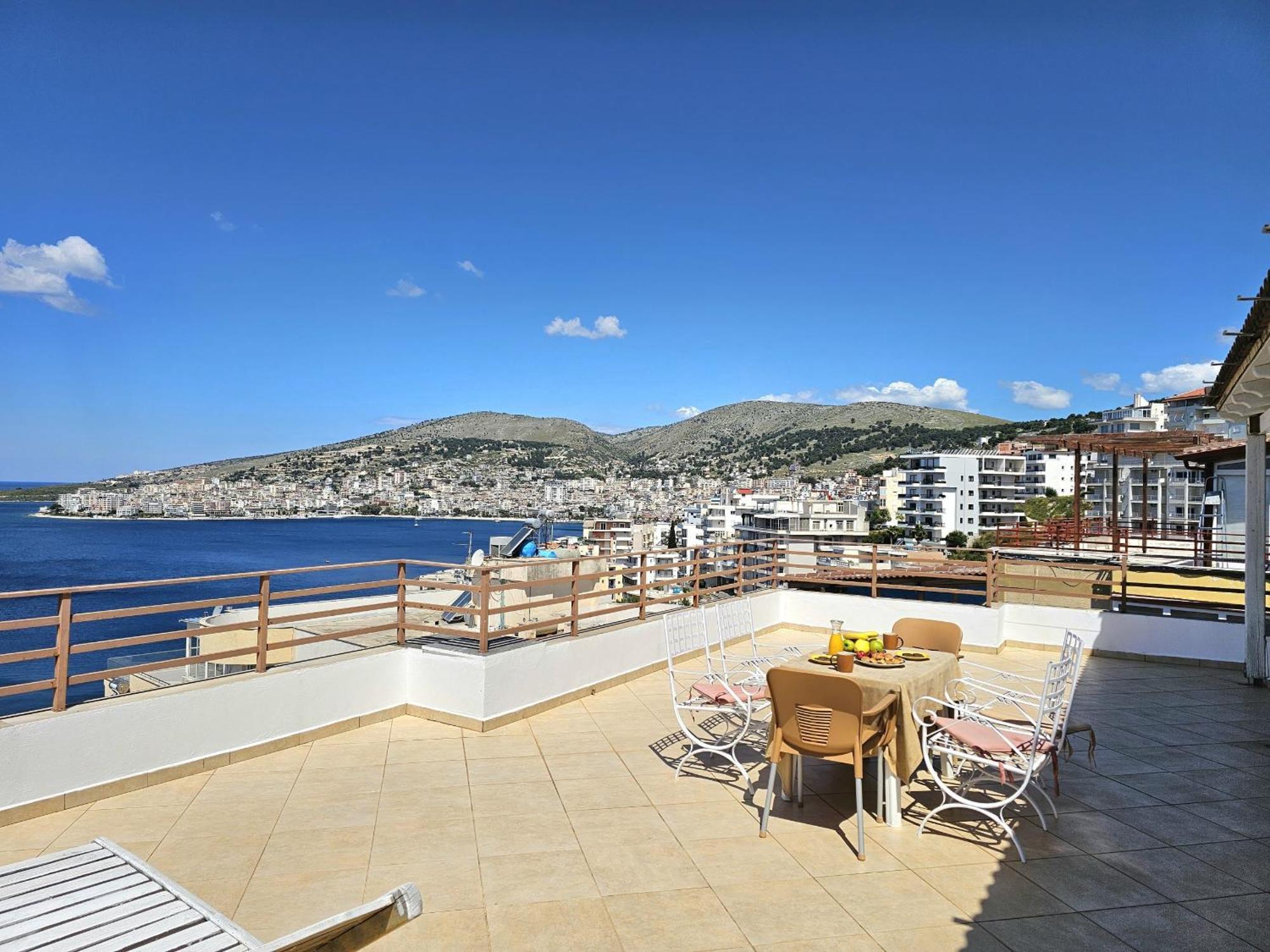 Sunset Penthouse Apartment Саранде Екстериор снимка